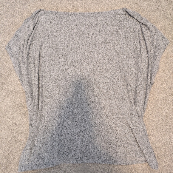3 For $24 Maurices Heather Gray Knit Top - Picture 5 of 5